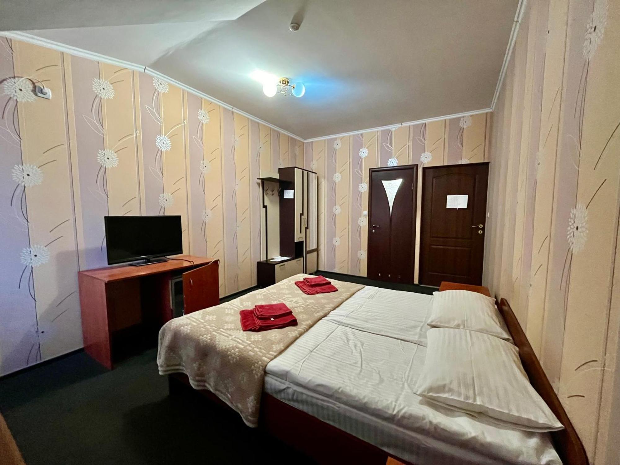 Domino Hotell Berehove  Exteriör bild