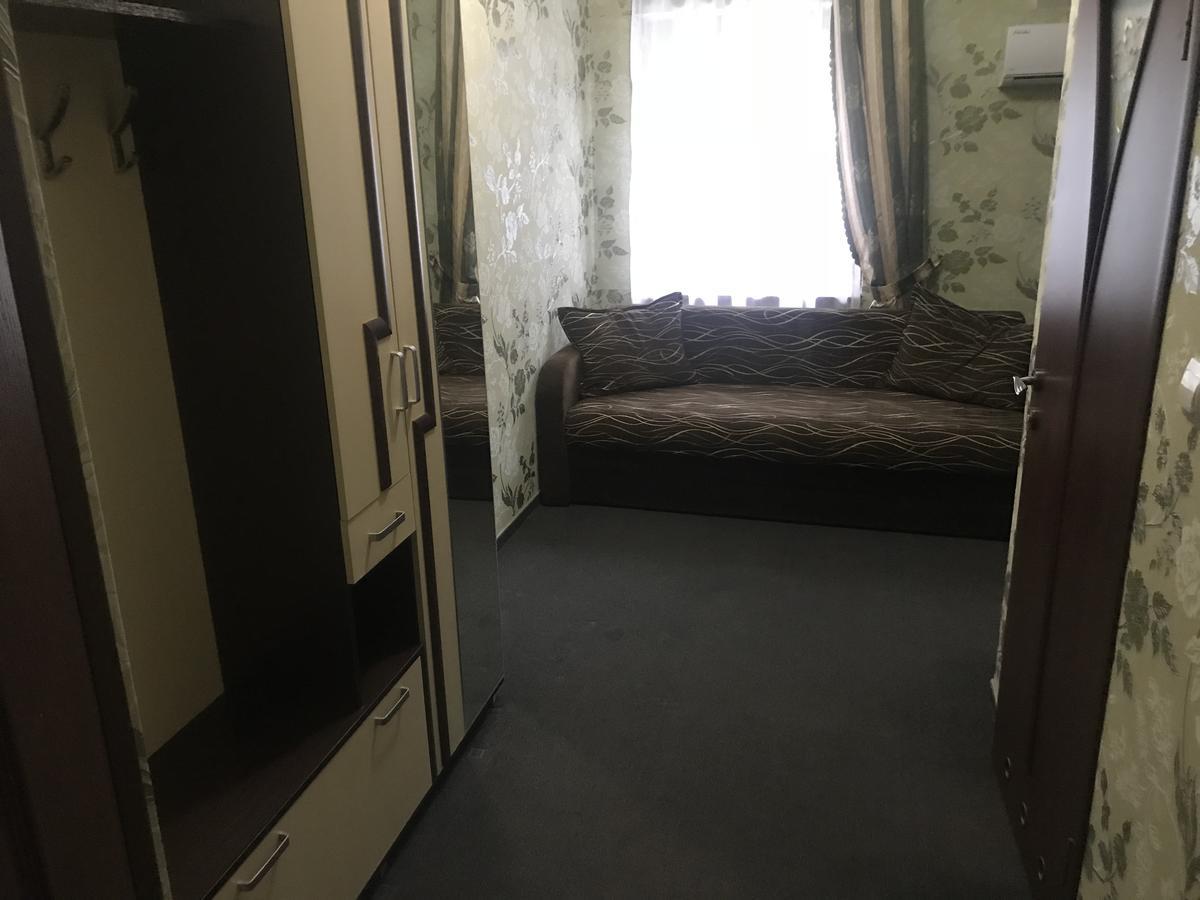Domino Hotell Berehove  Exteriör bild